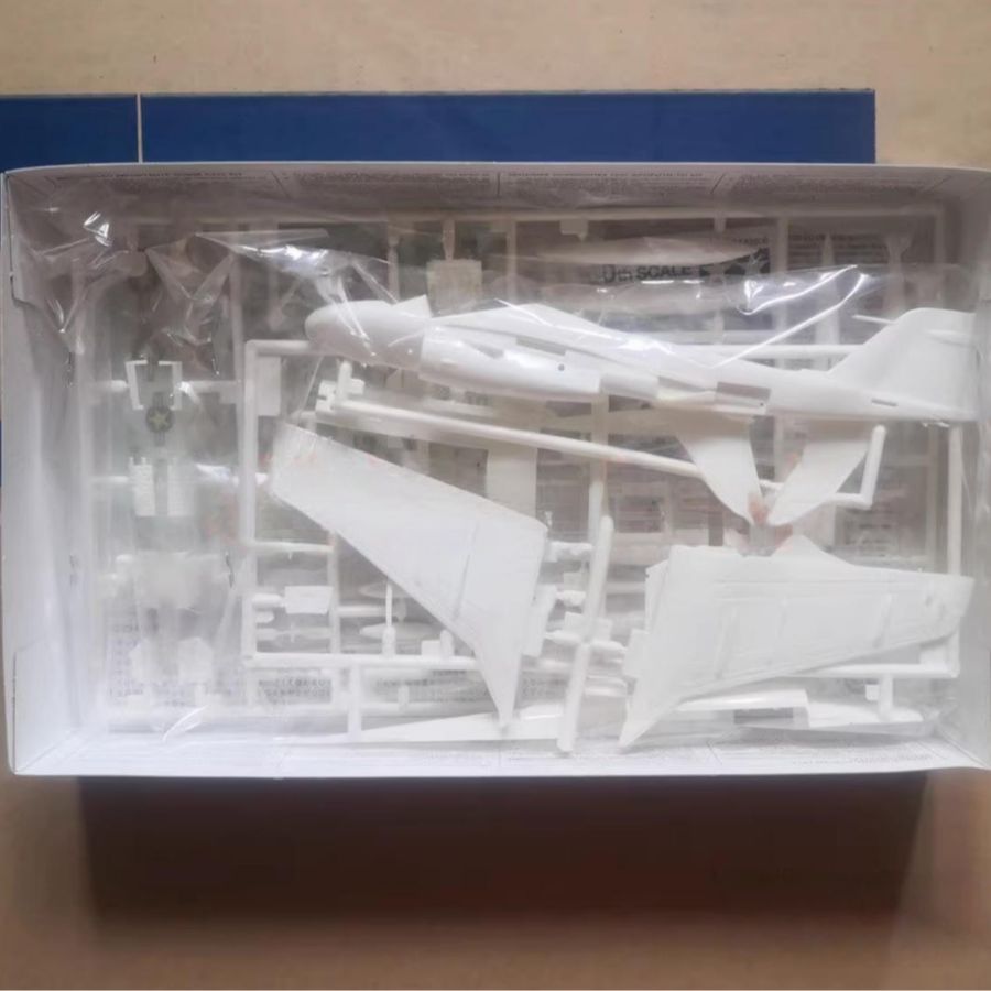 Tamiya TA61606 1/100 Grumman A - Model Kit Tamiya 评论和价格